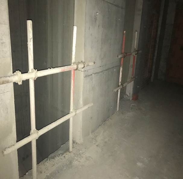 15#楼6m层电梯井口临边防护